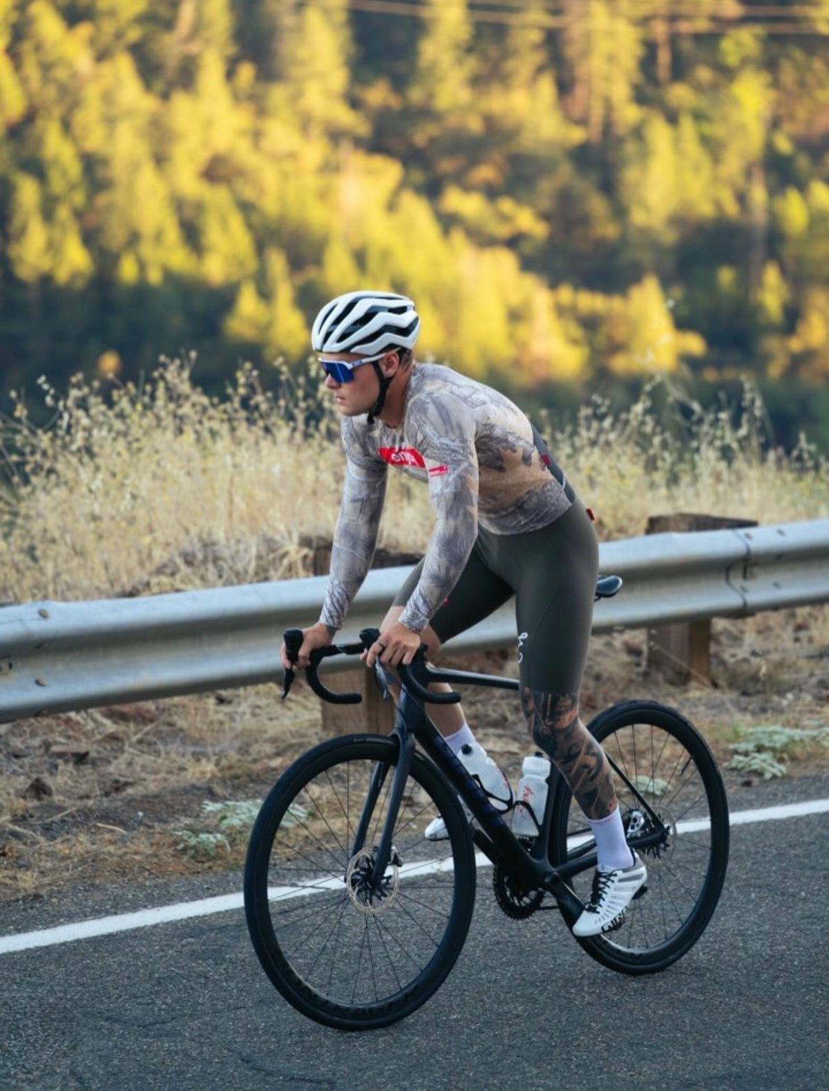 Enjoy Zipperless Long Sleeve Jersey - Camo